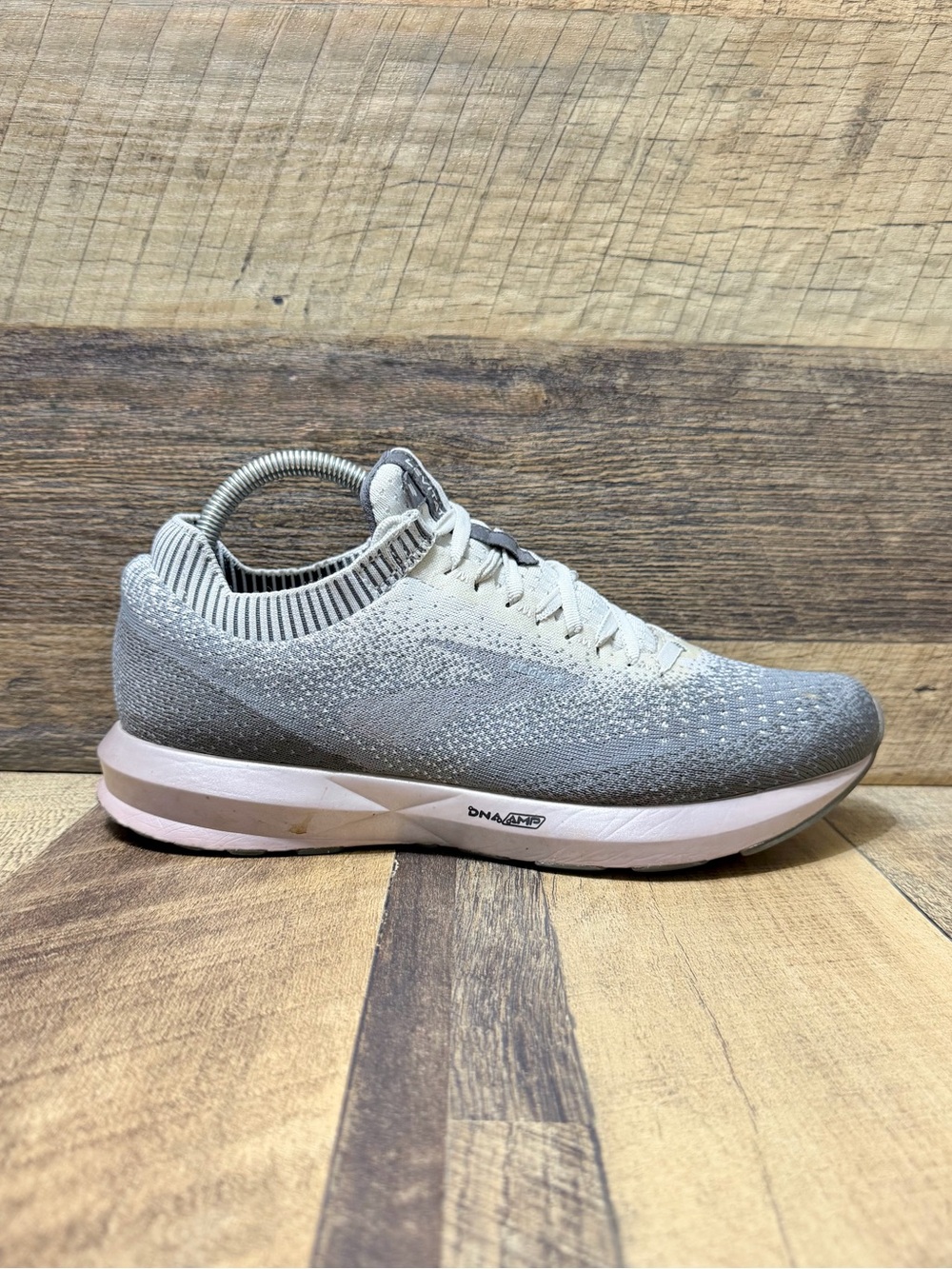 Brooks Levitate 2 Athletic Running Shoes Gray Pink Women Size 9.5(B) 1202791B060